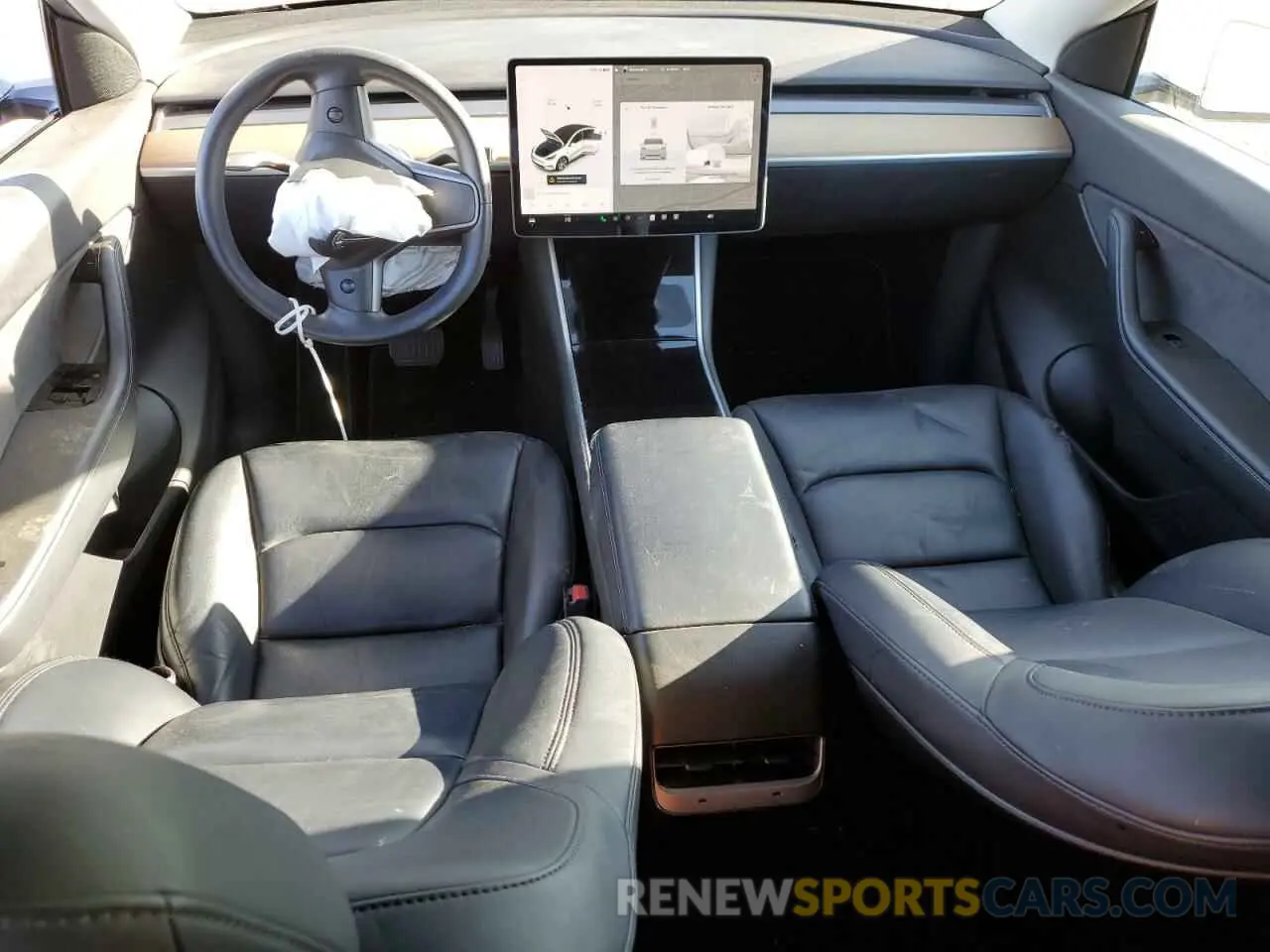 8 Photograph of a damaged car 5YJYGDEE4LF015455 TESLA MODEL Y 2020