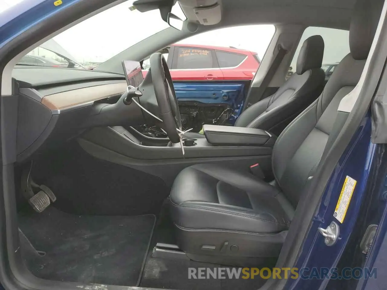 7 Photograph of a damaged car 5YJYGDEE4LF016671 TESLA MODEL Y 2020