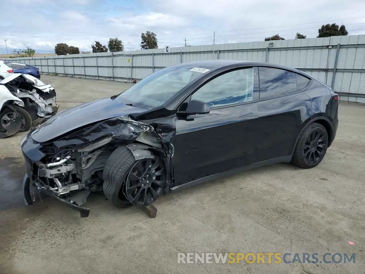 1 Photograph of a damaged car 5YJYGDEE4LF018274 TESLA MODEL Y 2020