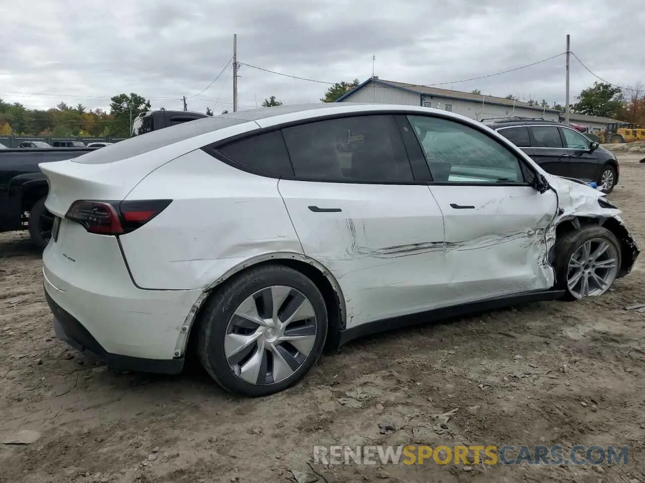 3 Photograph of a damaged car 5YJYGDEE4LF027654 TESLA MODEL Y 2020