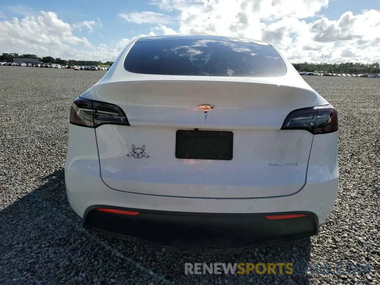 6 Photograph of a damaged car 5YJYGDEE4LF031168 TESLA MODEL Y 2020
