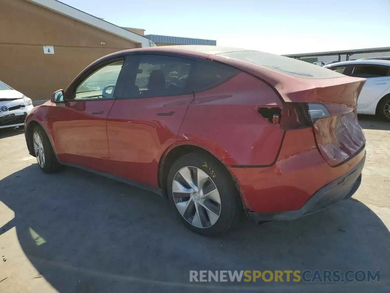 2 Photograph of a damaged car 5YJYGDEE4LF031669 TESLA MODEL Y 2020