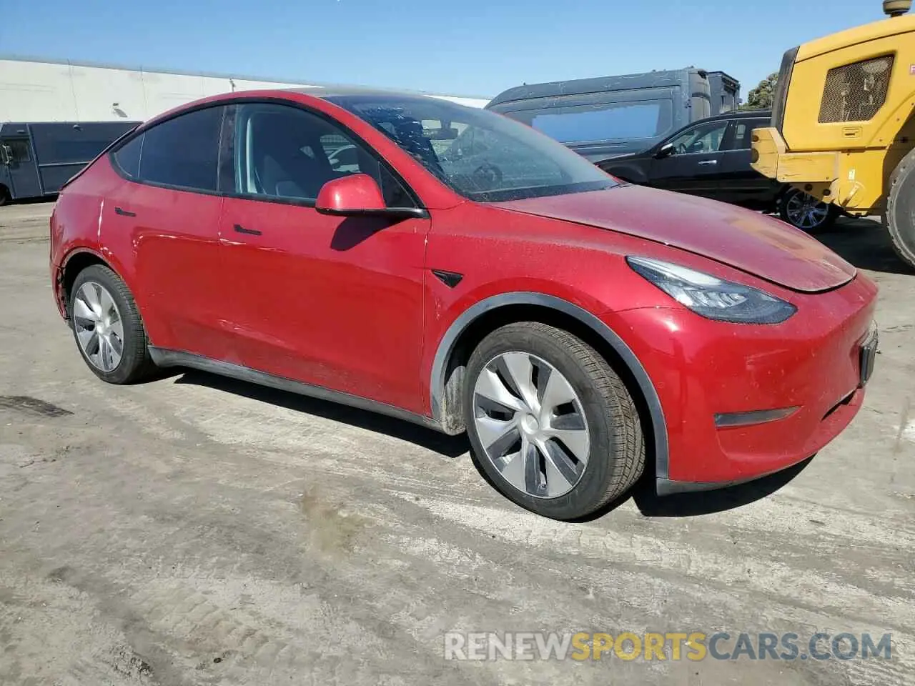 4 Photograph of a damaged car 5YJYGDEE4LF031669 TESLA MODEL Y 2020