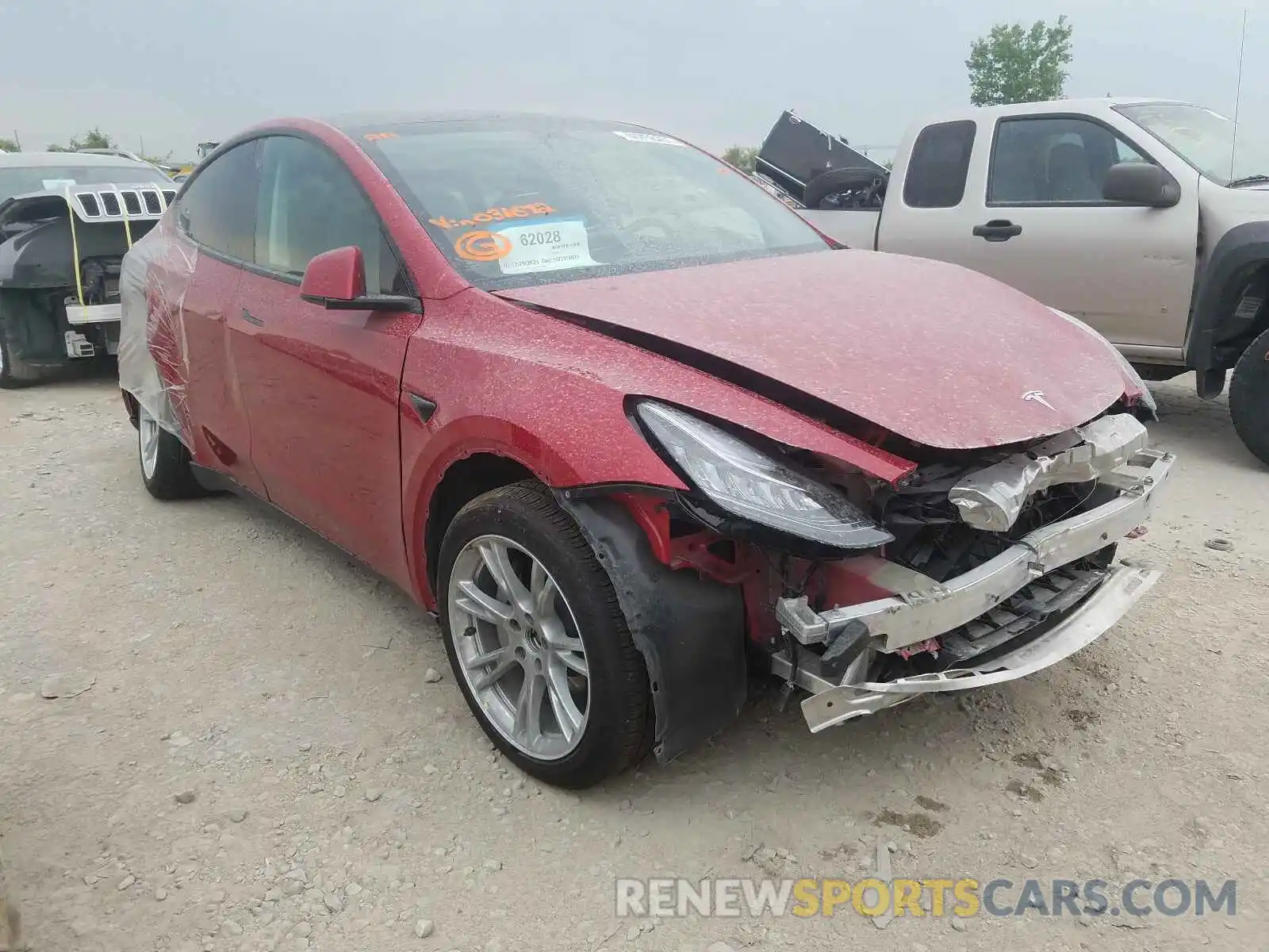 1 Photograph of a damaged car 5YJYGDEE4LF031672 TESLA MODEL Y 2020