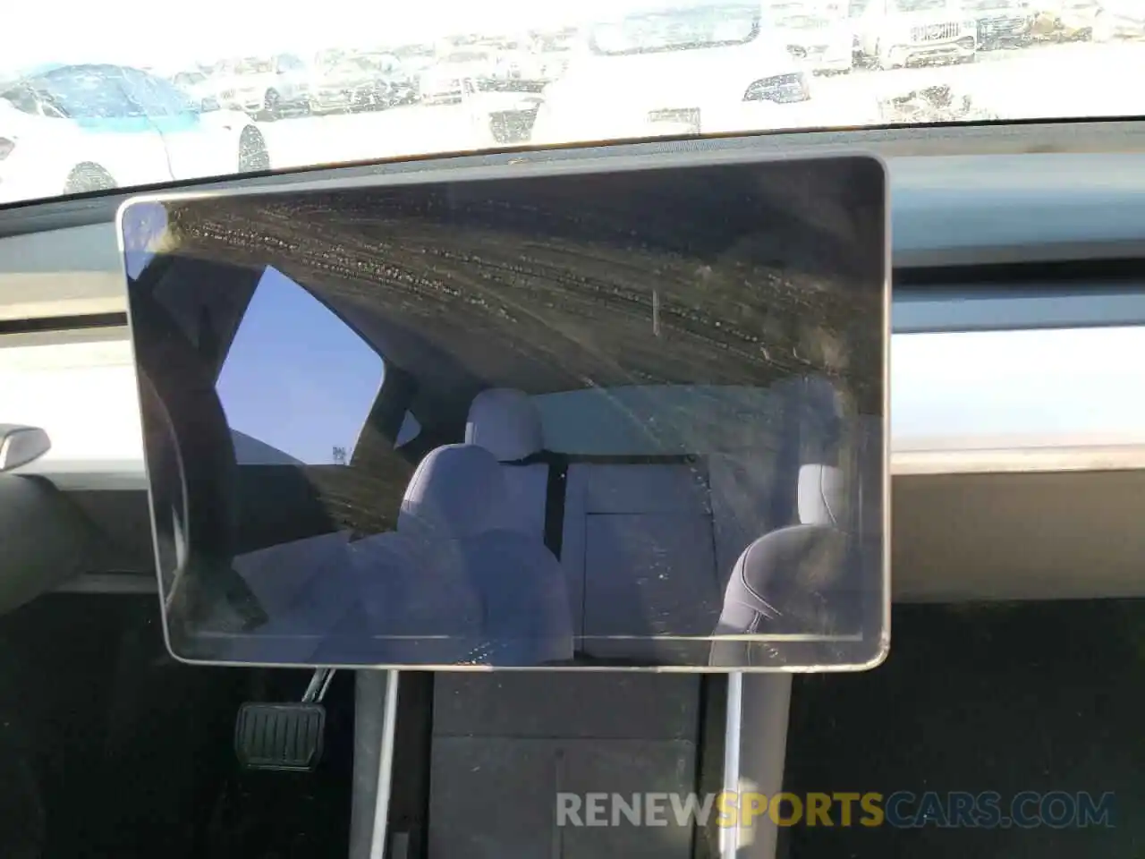 8 Photograph of a damaged car 5YJYGDEE4LF039531 TESLA MODEL Y 2020