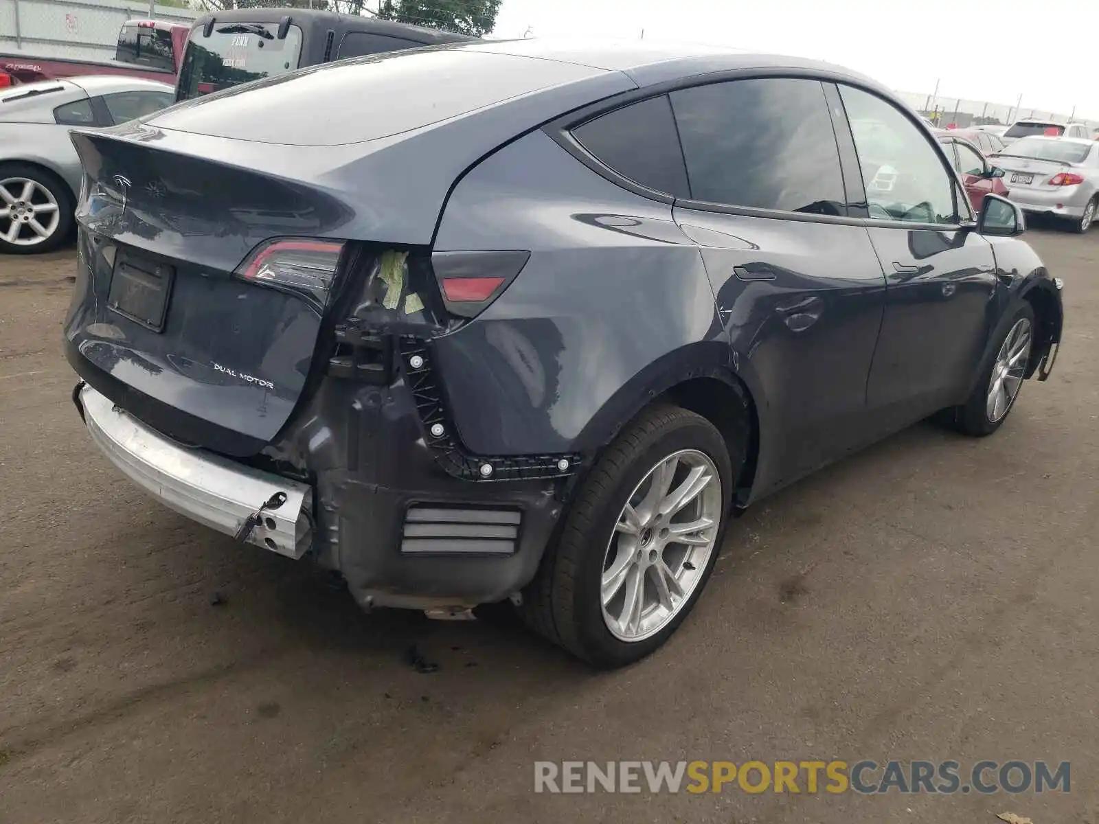 4 Photograph of a damaged car 5YJYGDEE4LF040923 TESLA MODEL Y 2020