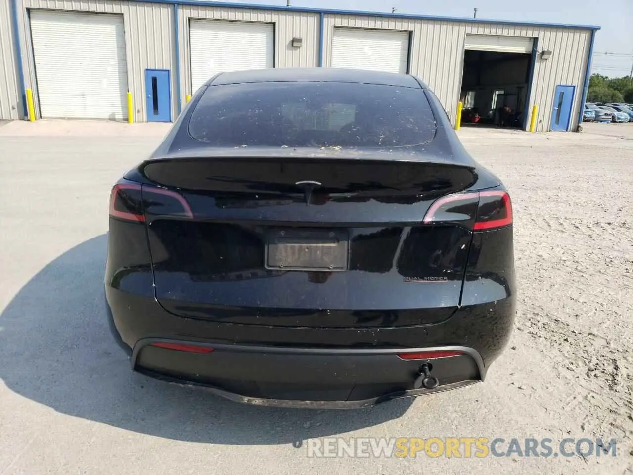 6 Photograph of a damaged car 5YJYGDEE4LF048343 TESLA MODEL Y 2020