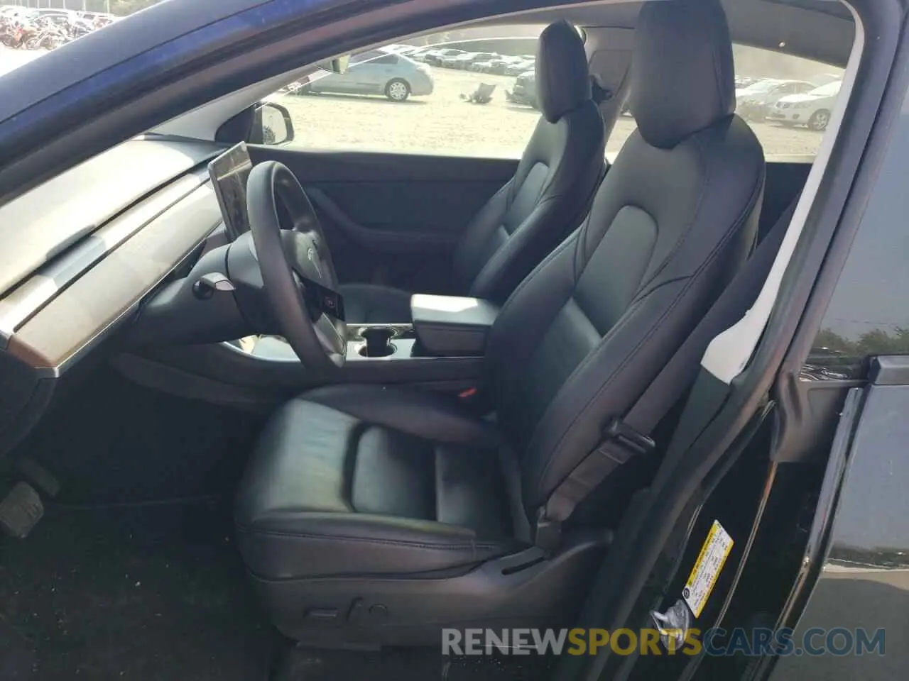 7 Photograph of a damaged car 5YJYGDEE4LF048343 TESLA MODEL Y 2020