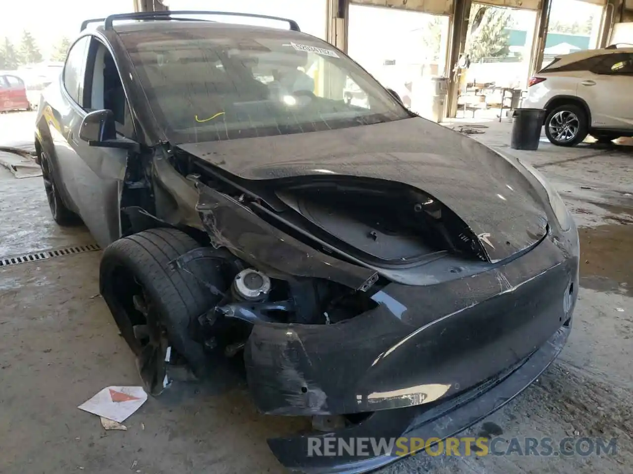 1 Photograph of a damaged car 5YJYGDEE4LF052487 TESLA MODEL Y 2020