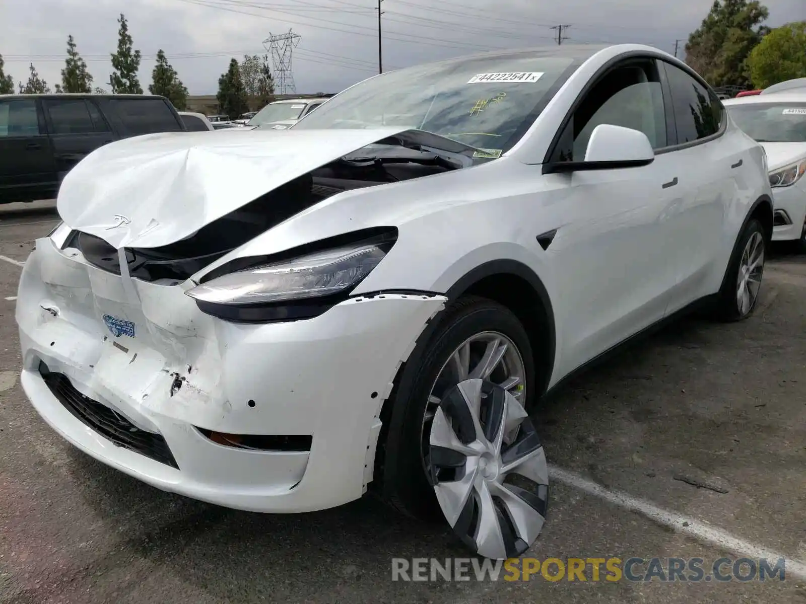 2 Photograph of a damaged car 5YJYGDEE4LF054689 TESLA MODEL Y 2020