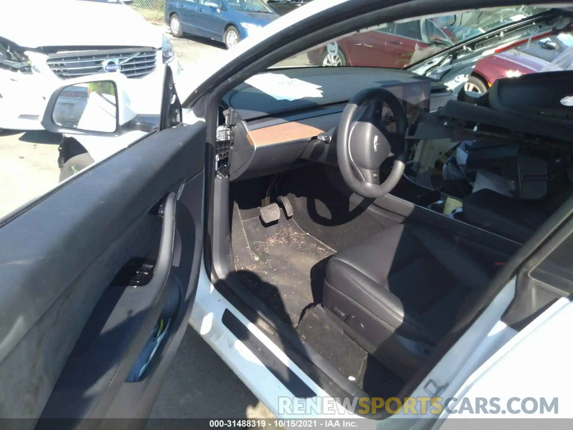 5 Photograph of a damaged car 5YJYGDEE5LF009129 TESLA MODEL Y 2020