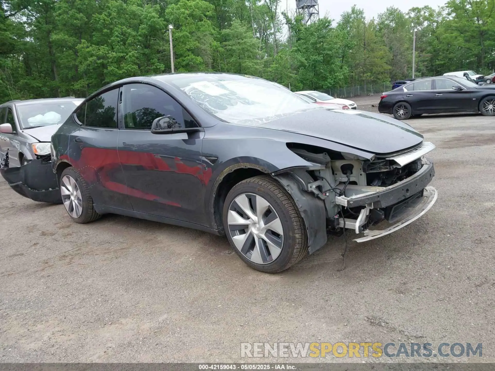 1 Photograph of a damaged car 5YJYGDEE5LF013245 TESLA MODEL Y 2020