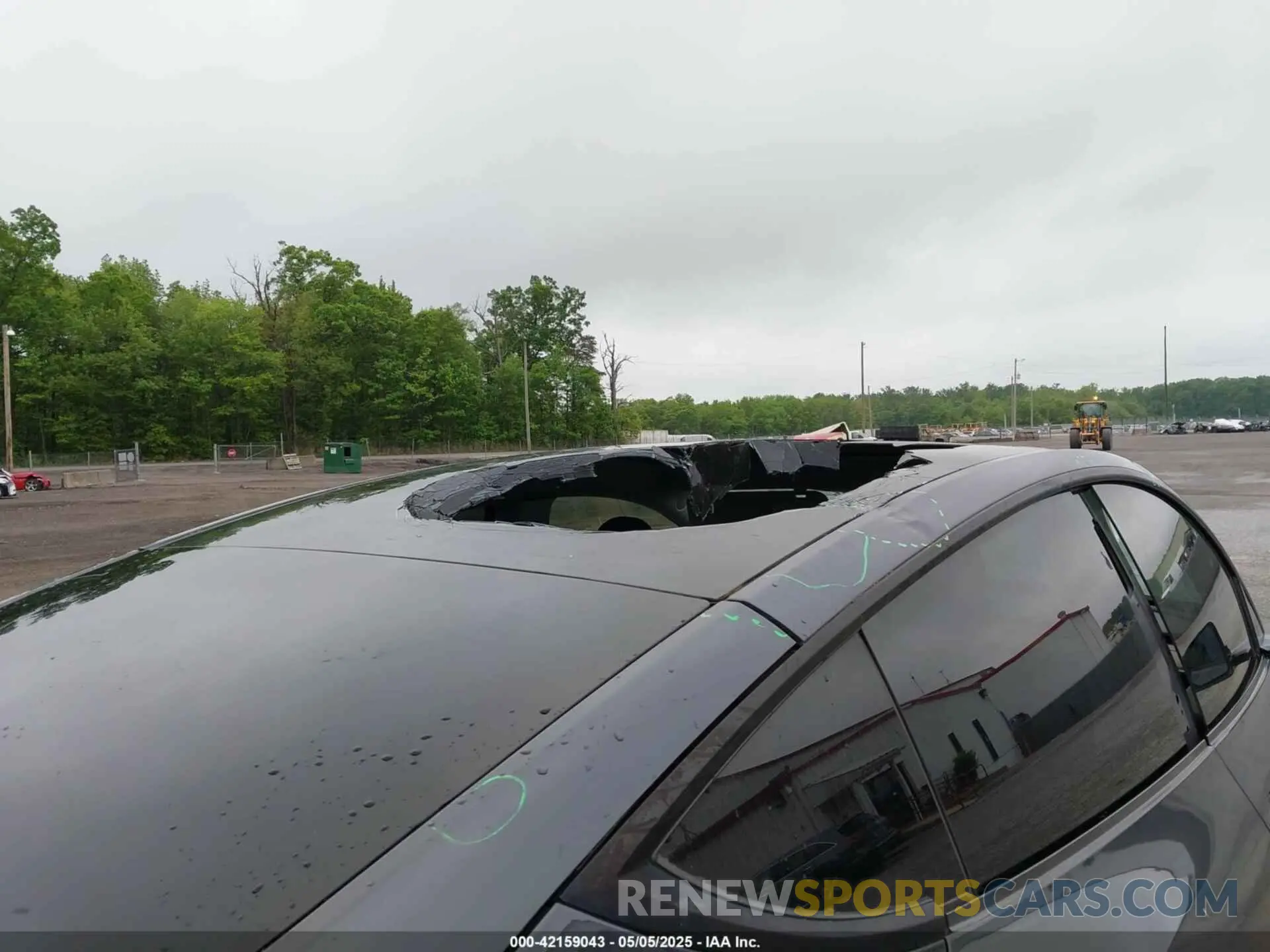 20 Photograph of a damaged car 5YJYGDEE5LF013245 TESLA MODEL Y 2020