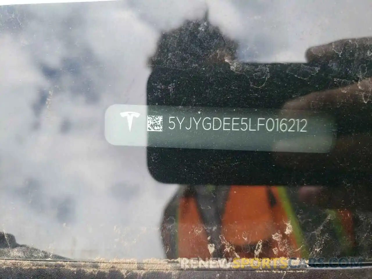 10 Photograph of a damaged car 5YJYGDEE5LF016212 TESLA MODEL Y 2020