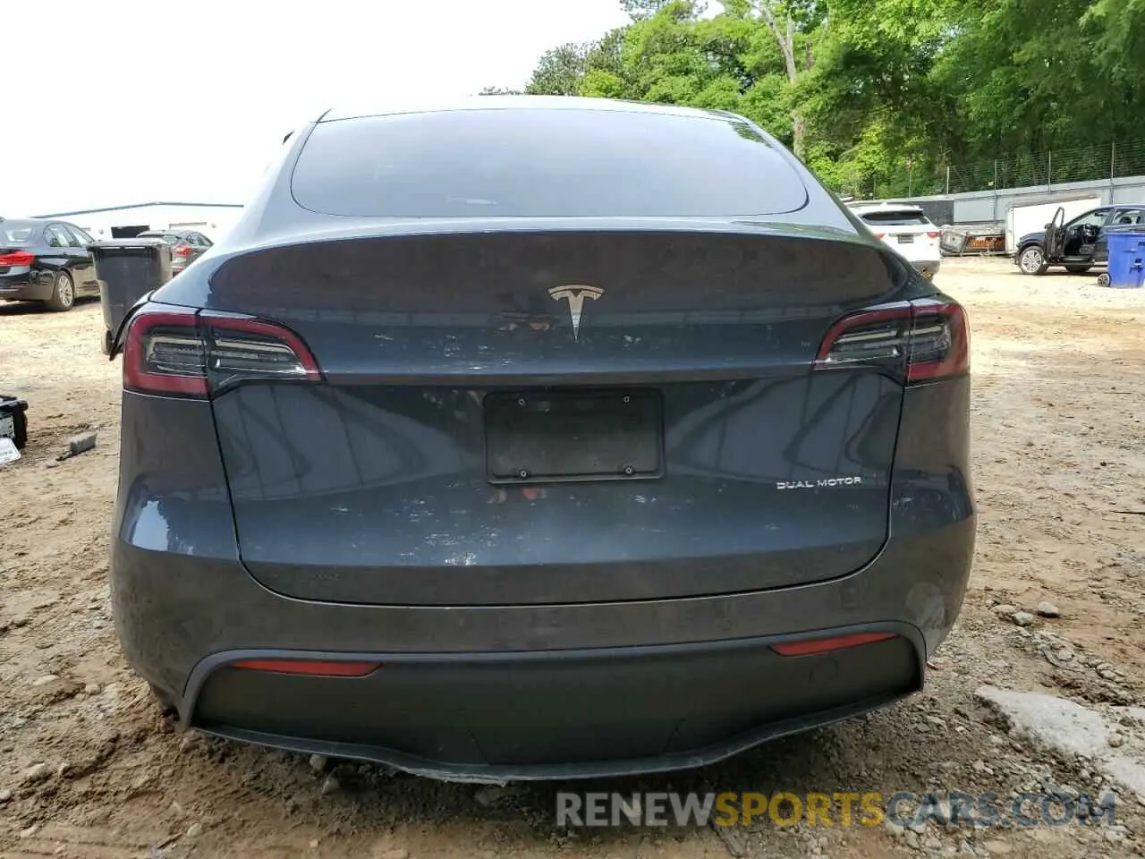 6 Photograph of a damaged car 5YJYGDEE5LF025718 TESLA MODEL Y 2020