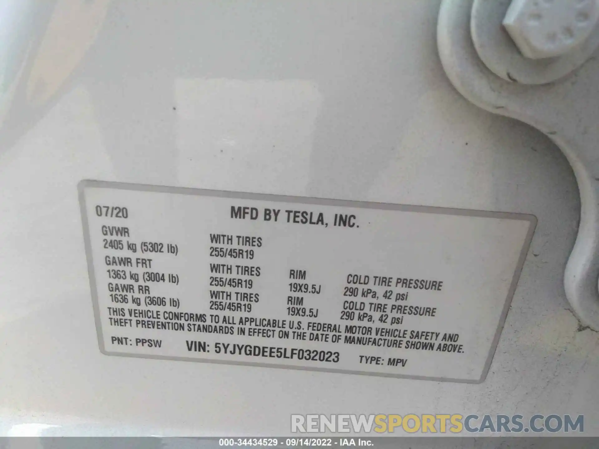 9 Photograph of a damaged car 5YJYGDEE5LF032023 TESLA MODEL Y 2020