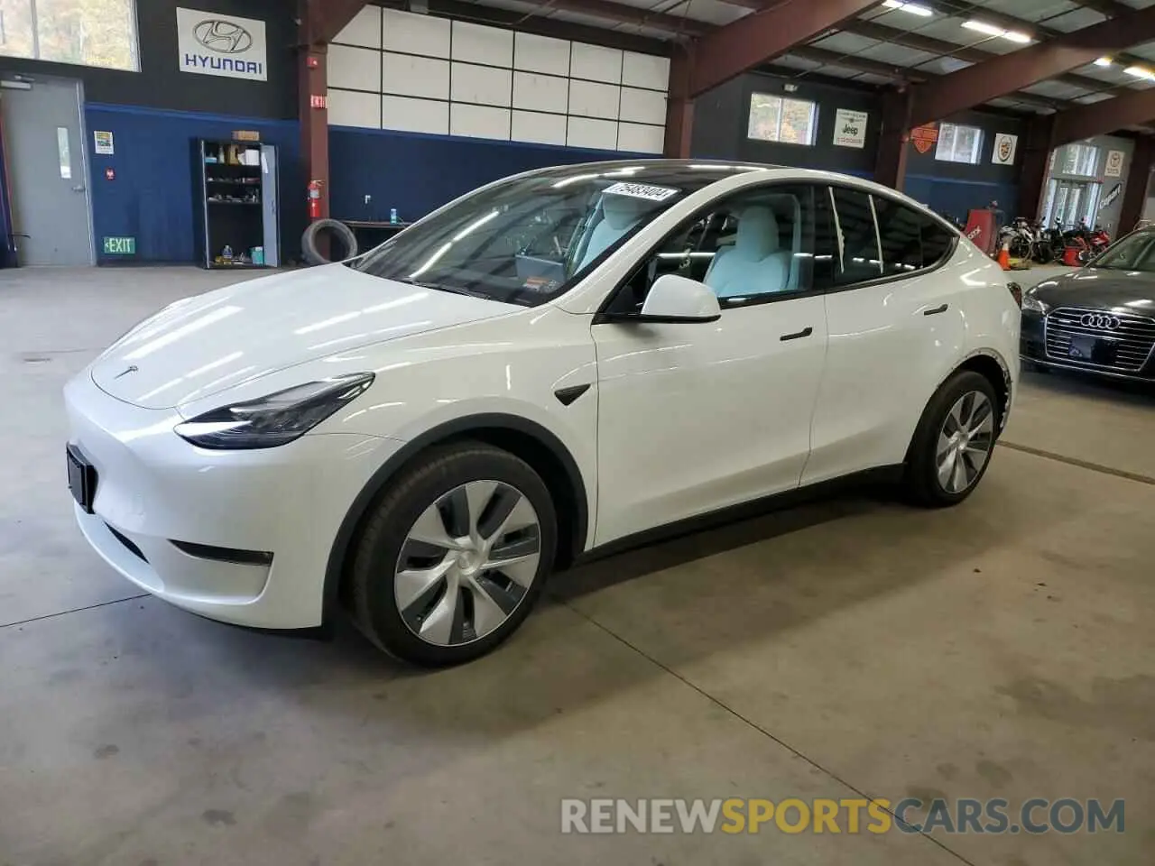 1 Photograph of a damaged car 5YJYGDEE5LF032541 TESLA MODEL Y 2020