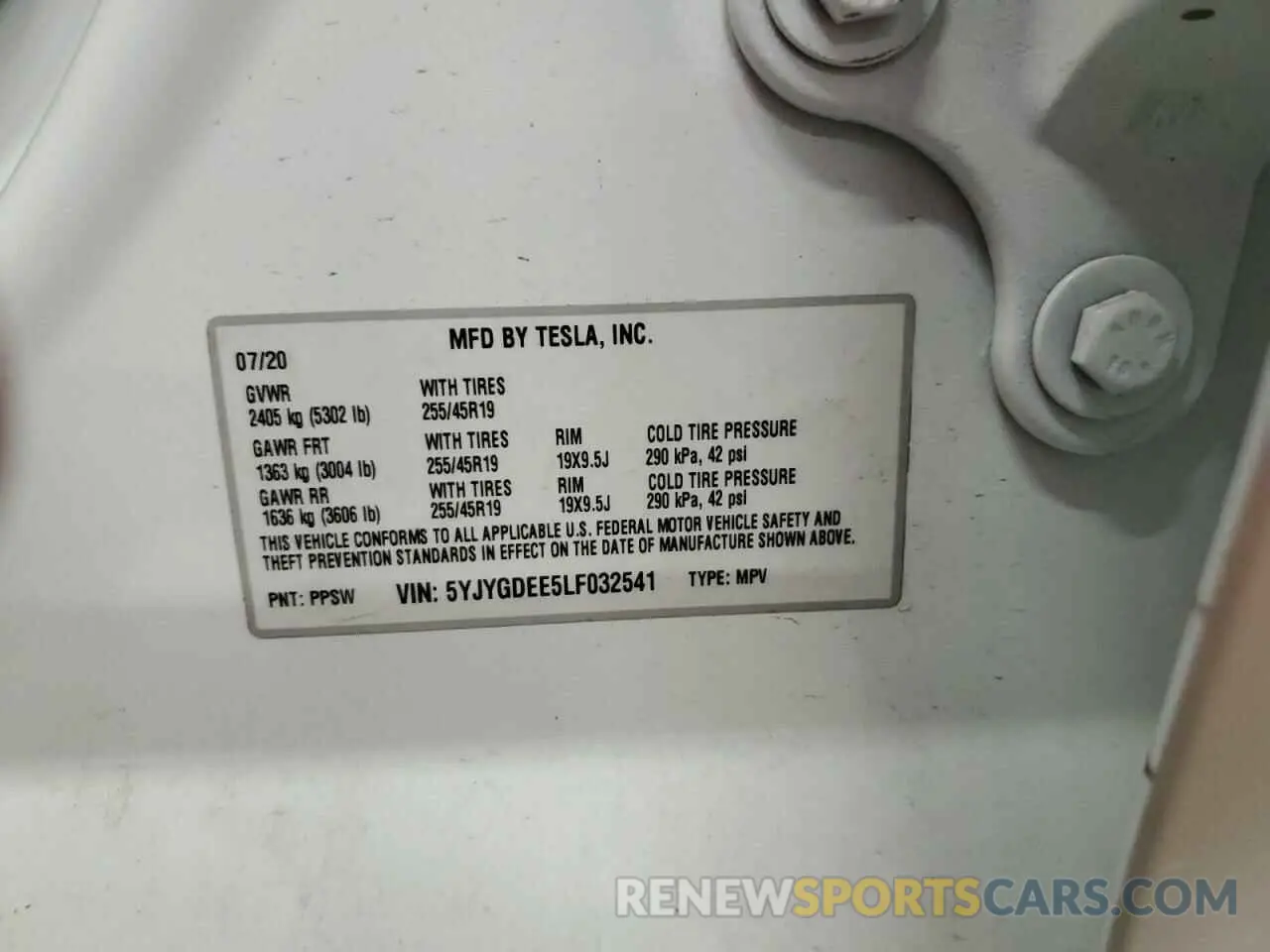 13 Photograph of a damaged car 5YJYGDEE5LF032541 TESLA MODEL Y 2020