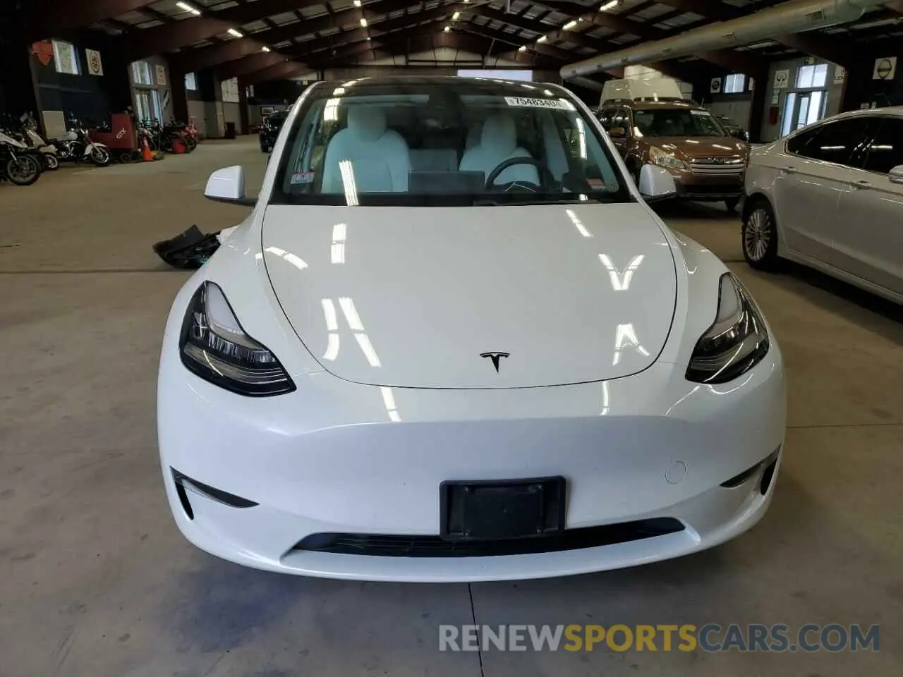 5 Photograph of a damaged car 5YJYGDEE5LF032541 TESLA MODEL Y 2020