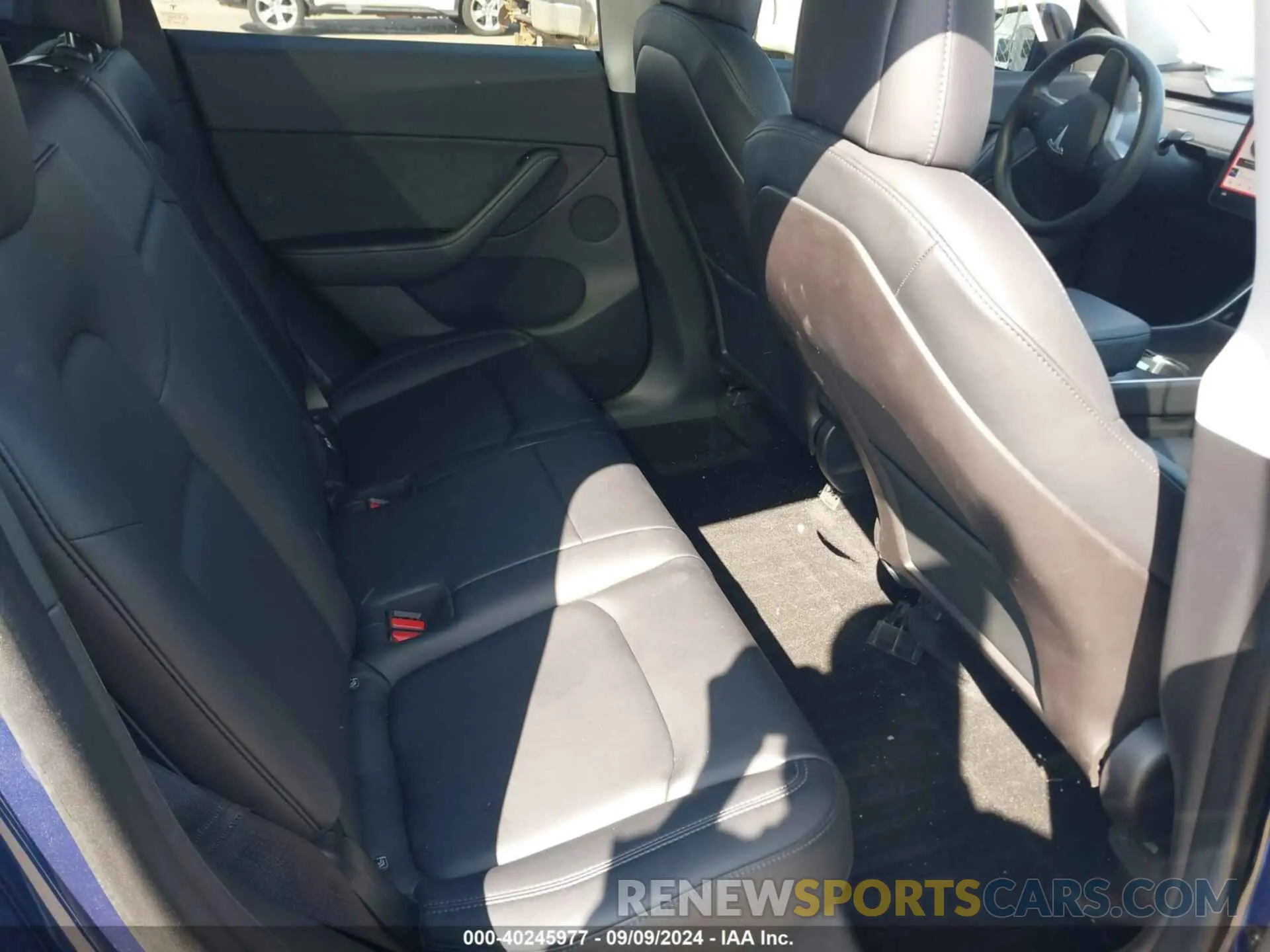 8 Photograph of a damaged car 5YJYGDEE5LF035228 TESLA MODEL Y 2020