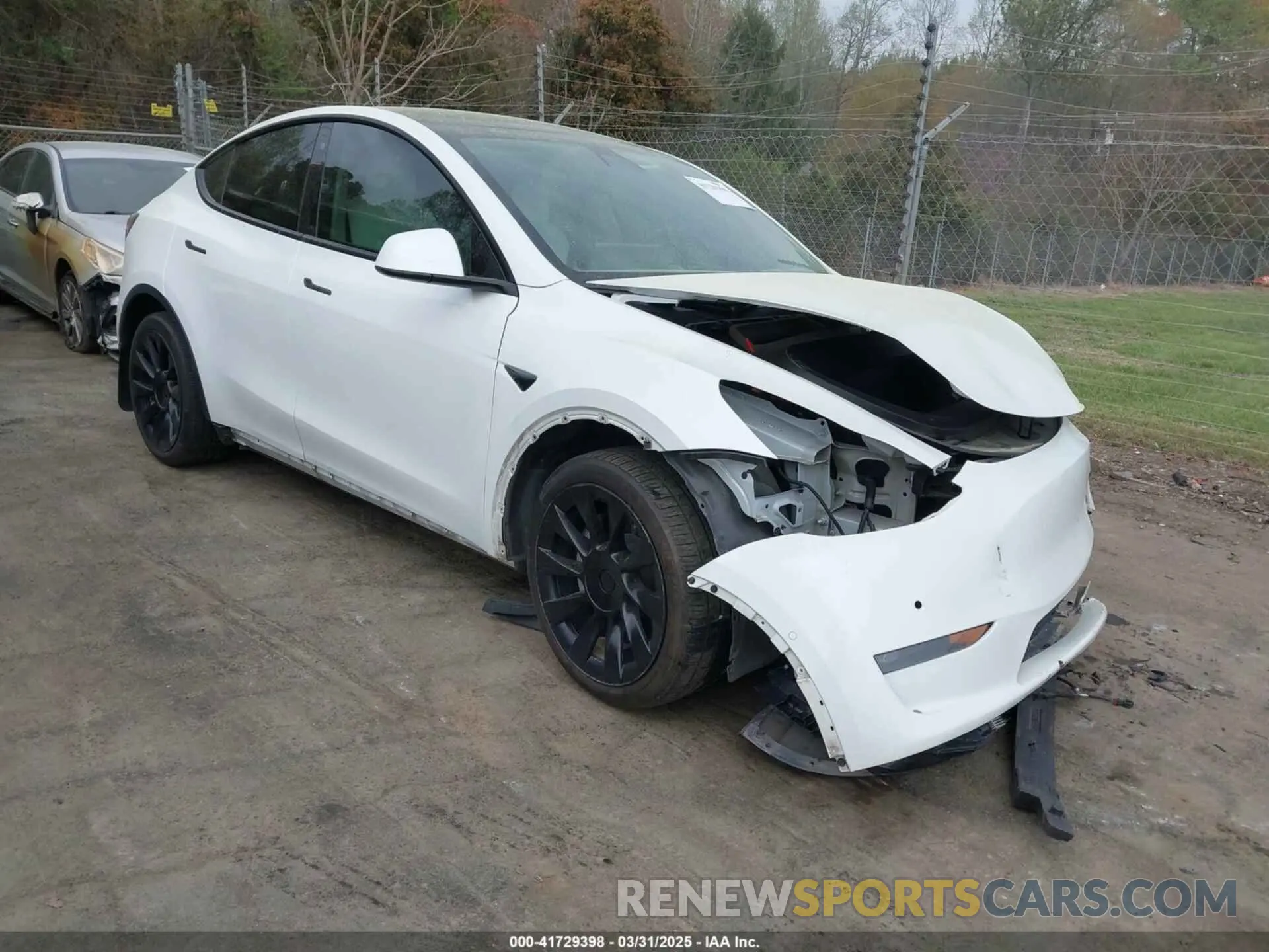 1 Photograph of a damaged car 5YJYGDEE5LF037156 TESLA MODEL Y 2020