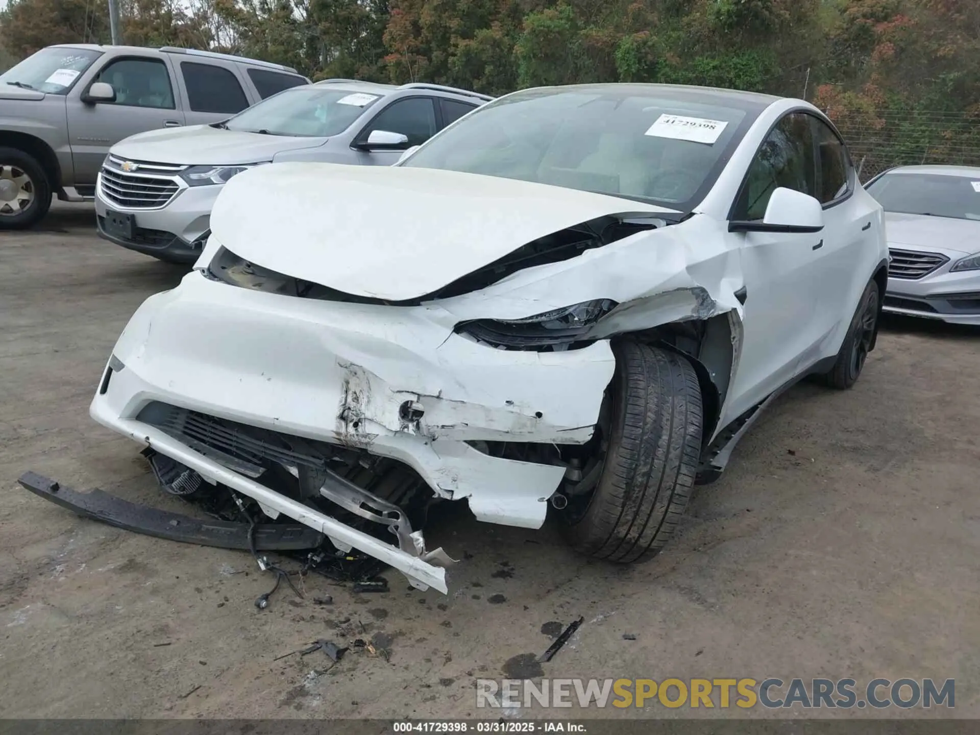 2 Photograph of a damaged car 5YJYGDEE5LF037156 TESLA MODEL Y 2020
