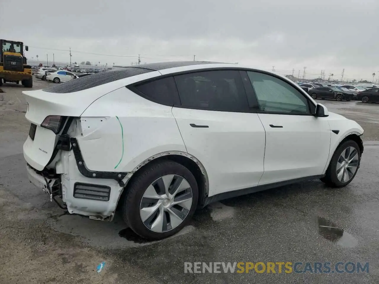 3 Photograph of a damaged car 5YJYGDEE5LF053938 TESLA MODEL Y 2020