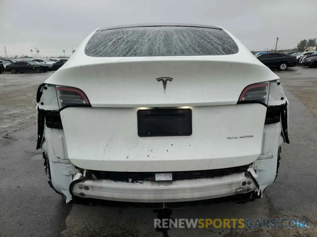 6 Photograph of a damaged car 5YJYGDEE5LF053938 TESLA MODEL Y 2020