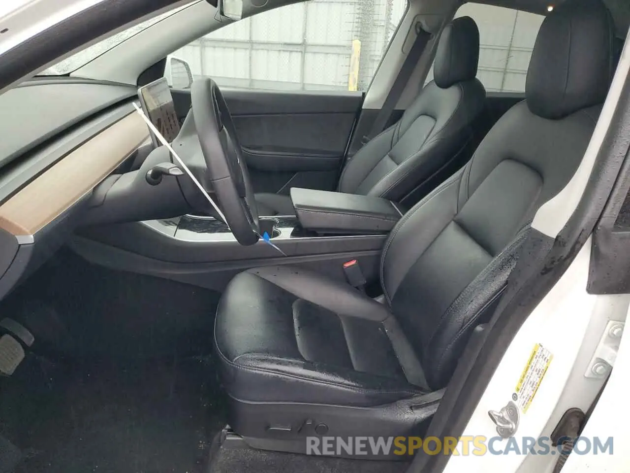 7 Photograph of a damaged car 5YJYGDEE5LF053938 TESLA MODEL Y 2020