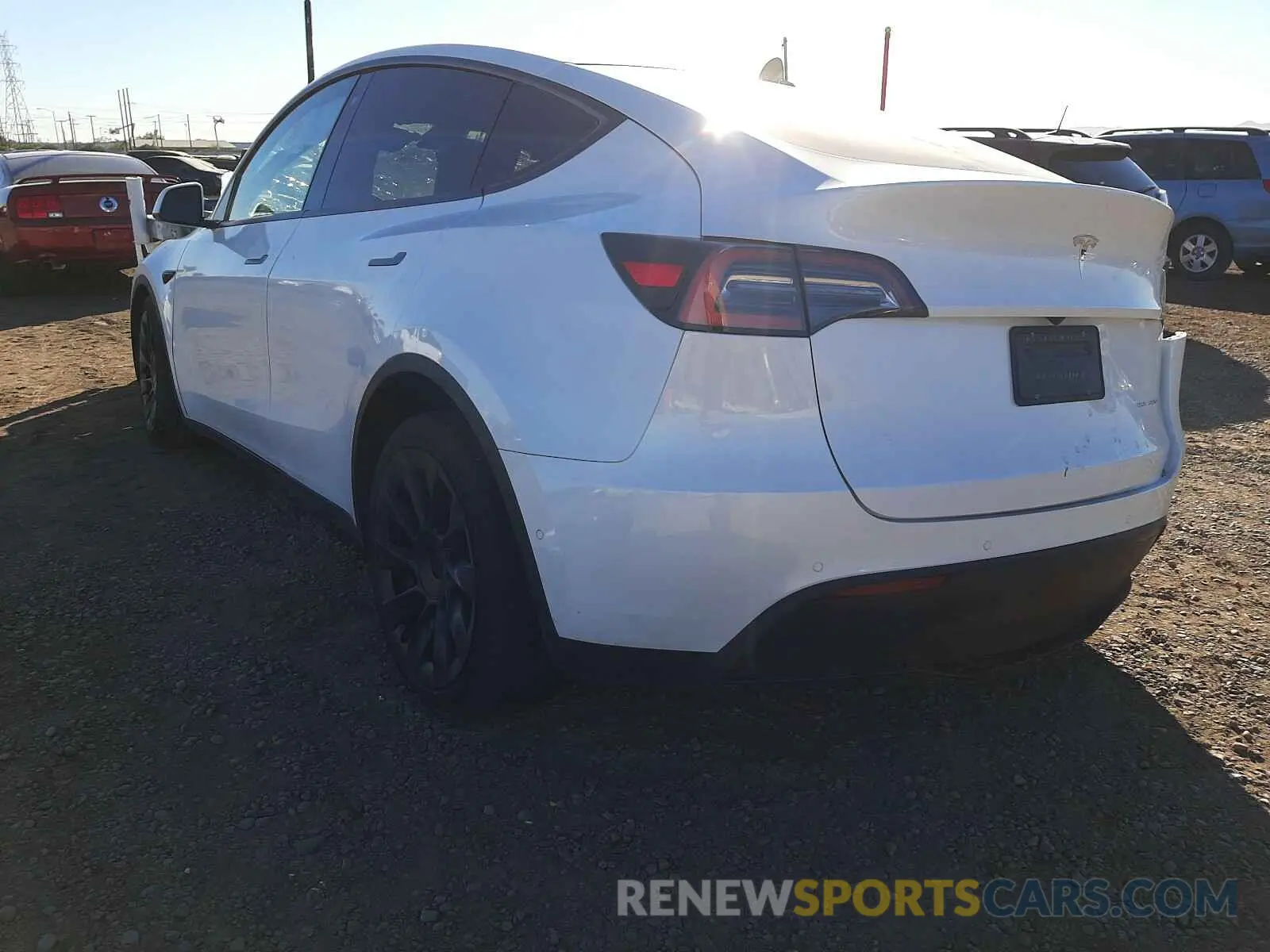 3 Photograph of a damaged car 5YJYGDEE5LF057441 TESLA MODEL Y 2020