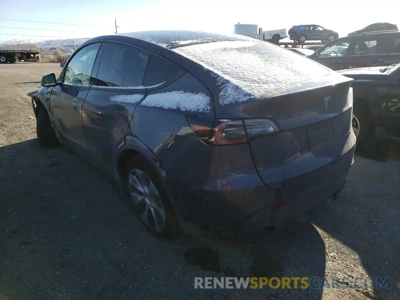 3 Photograph of a damaged car 5YJYGDEE6LF008975 TESLA MODEL Y 2020