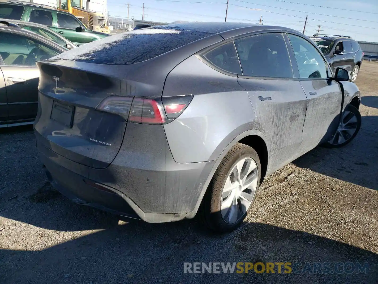 4 Photograph of a damaged car 5YJYGDEE6LF008975 TESLA MODEL Y 2020