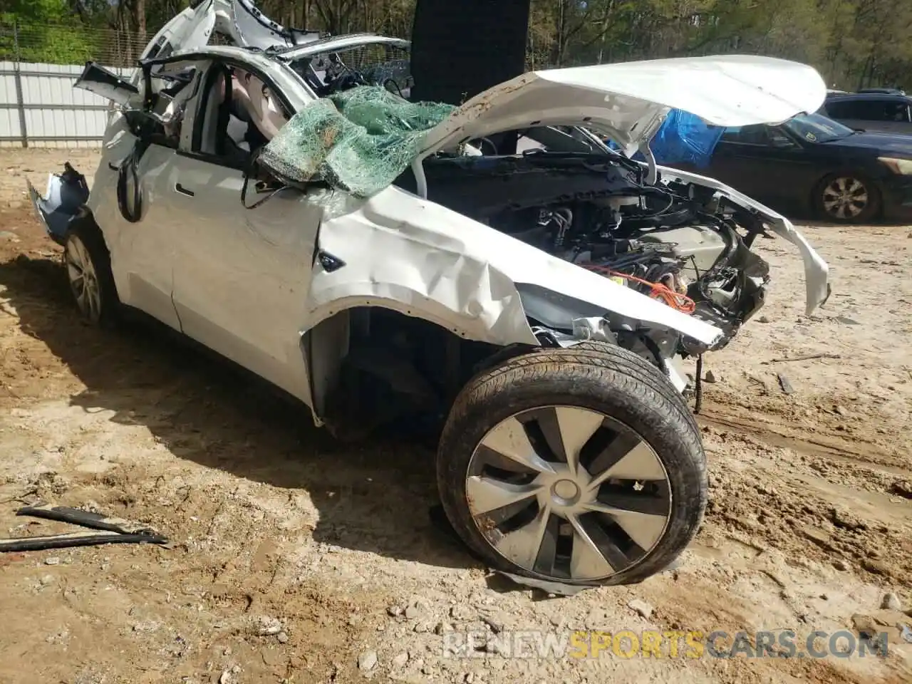 1 Photograph of a damaged car 5YJYGDEE6LF010063 TESLA MODEL Y 2020