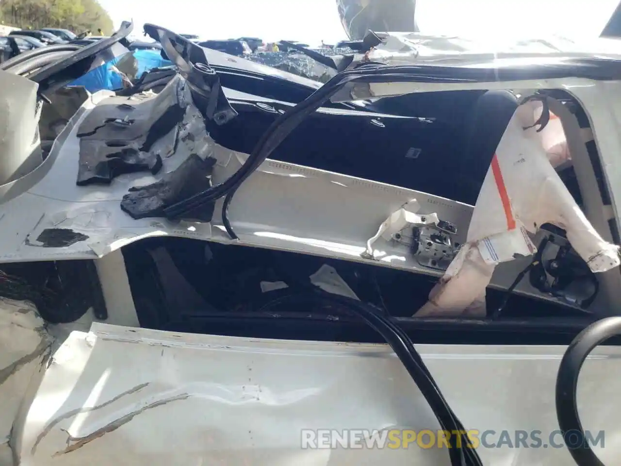 6 Photograph of a damaged car 5YJYGDEE6LF010063 TESLA MODEL Y 2020