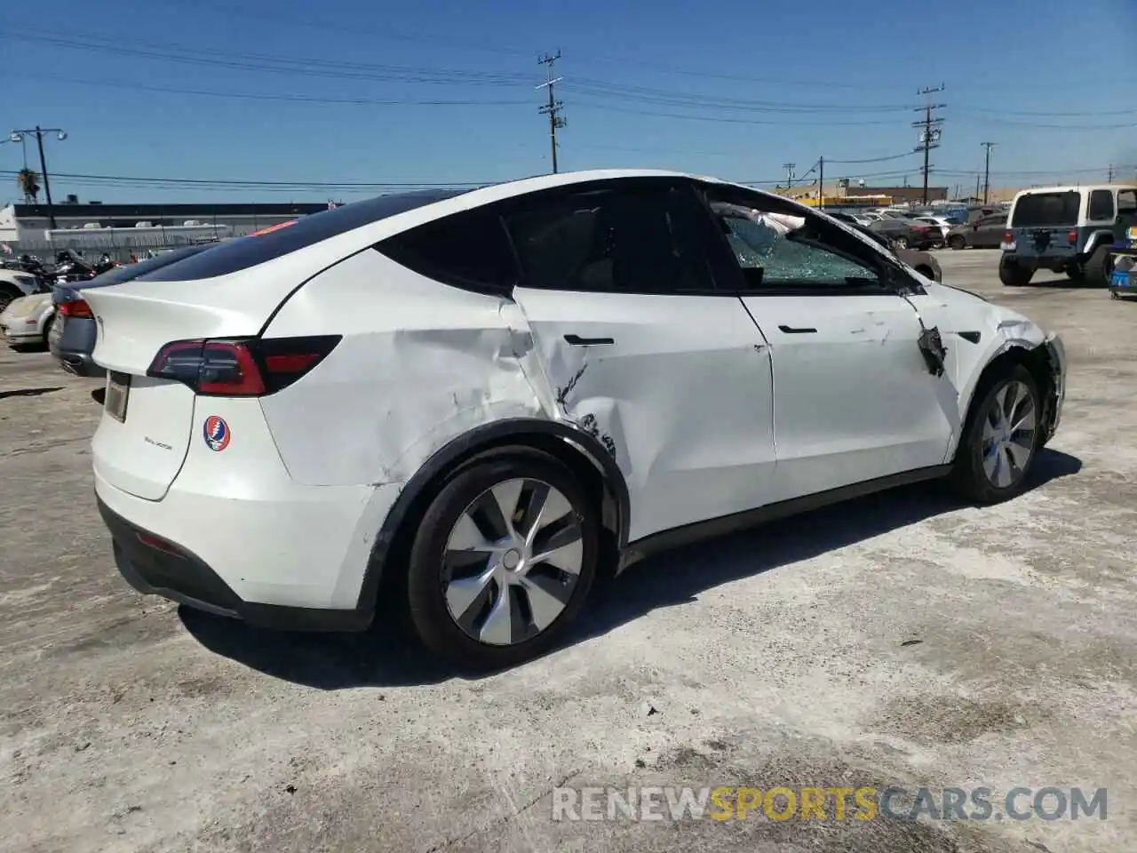 4 Photograph of a damaged car 5YJYGDEE6LF010550 TESLA MODEL Y 2020