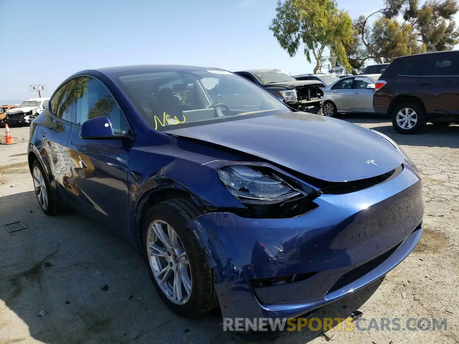 1 Photograph of a damaged car 5YJYGDEE6LF018079 TESLA MODEL Y 2020