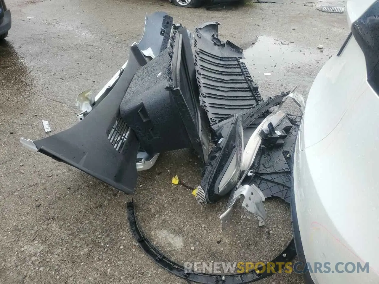 12 Photograph of a damaged car 5YJYGDEE6LF021273 TESLA MODEL Y 2020