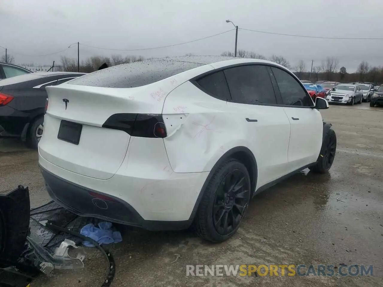 3 Photograph of a damaged car 5YJYGDEE6LF021273 TESLA MODEL Y 2020