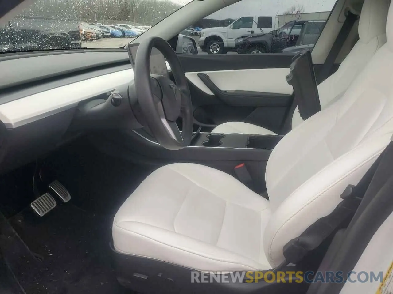 7 Photograph of a damaged car 5YJYGDEE6LF021273 TESLA MODEL Y 2020