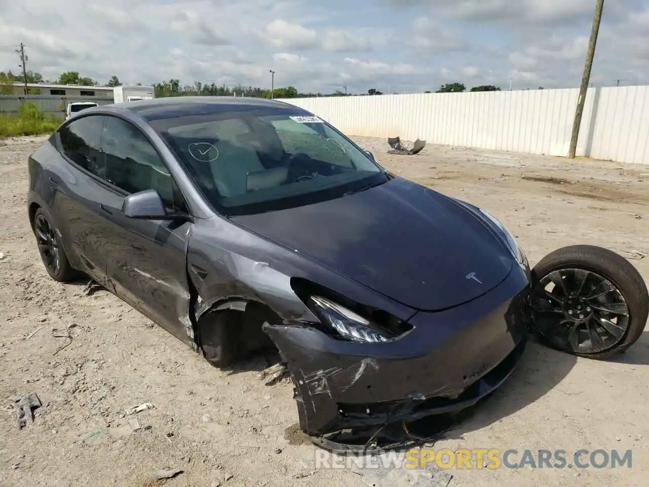 1 Photograph of a damaged car 5YJYGDEE6LF022116 TESLA MODEL Y 2020