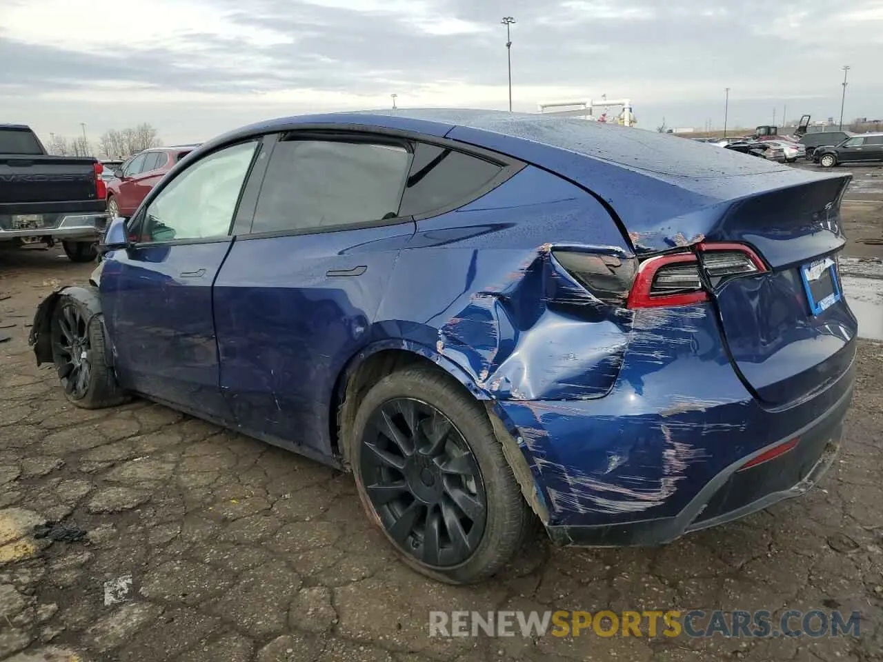 2 Photograph of a damaged car 5YJYGDEE6LF024397 TESLA MODEL Y 2020