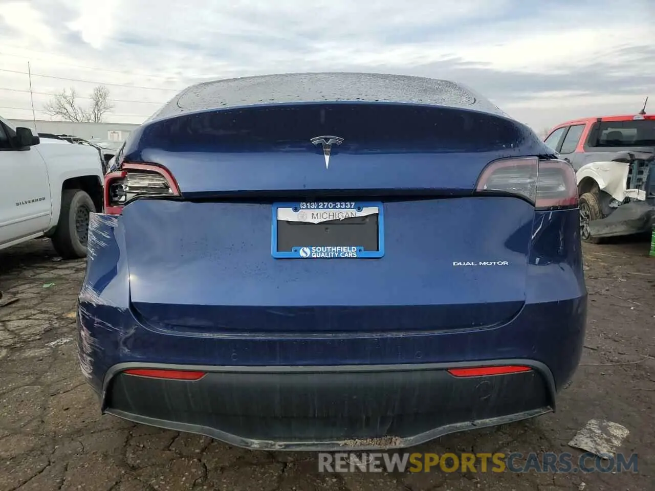 6 Photograph of a damaged car 5YJYGDEE6LF024397 TESLA MODEL Y 2020
