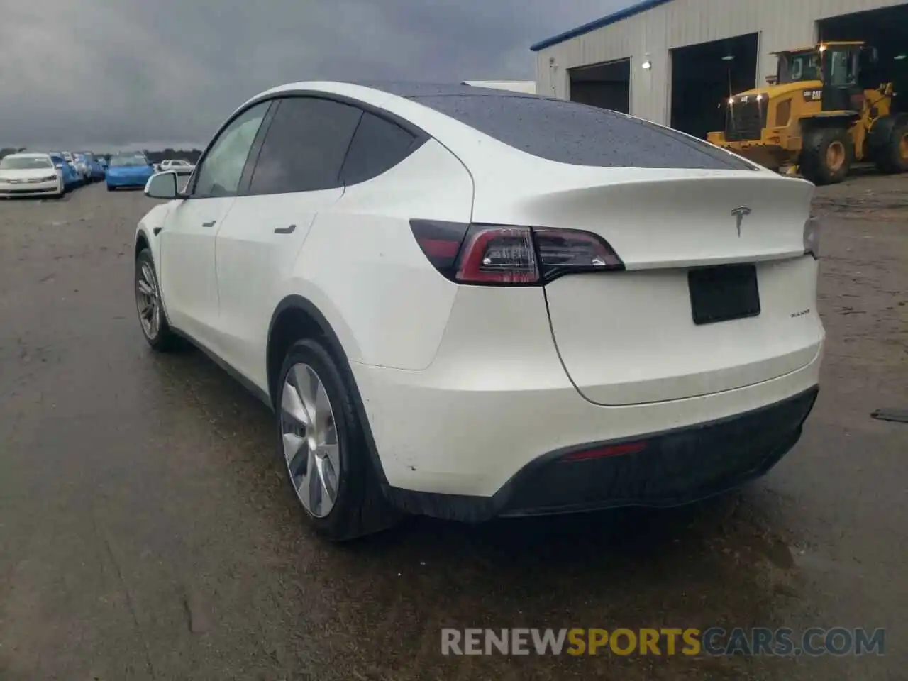 3 Photograph of a damaged car 5YJYGDEE6LF032595 TESLA MODEL Y 2020