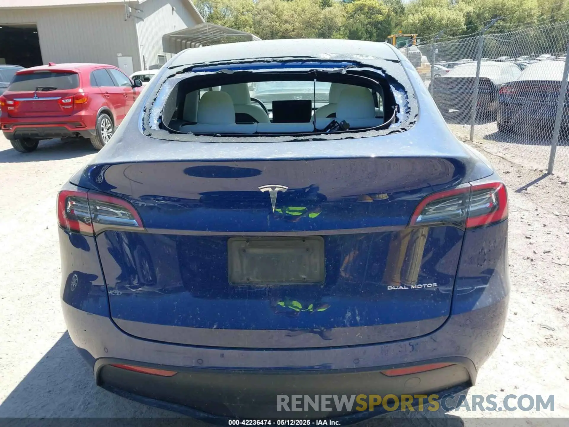 16 Photograph of a damaged car 5YJYGDEE6LF040955 TESLA MODEL Y 2020