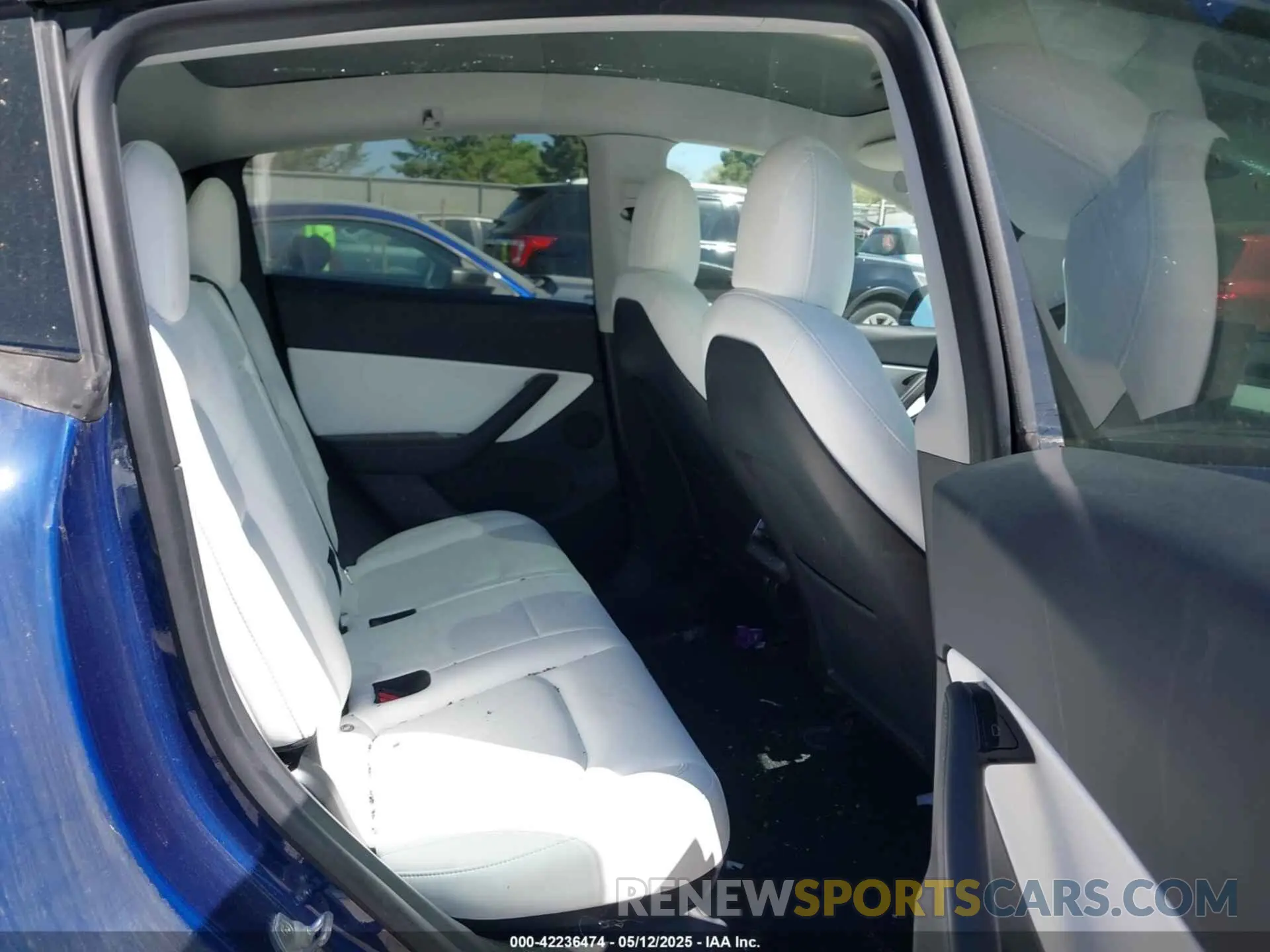 8 Photograph of a damaged car 5YJYGDEE6LF040955 TESLA MODEL Y 2020