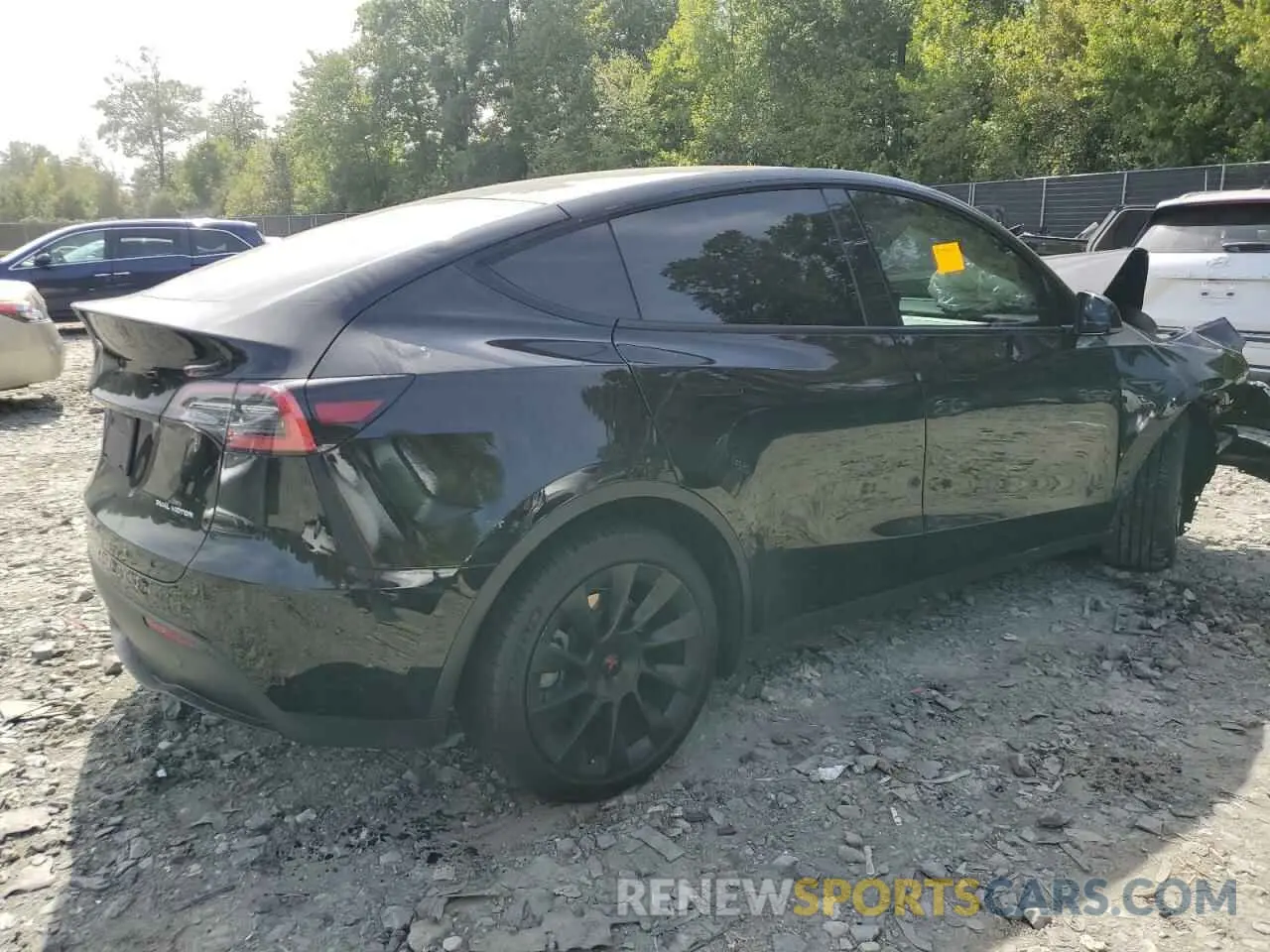 3 Photograph of a damaged car 5YJYGDEE6LF043550 TESLA MODEL Y 2020