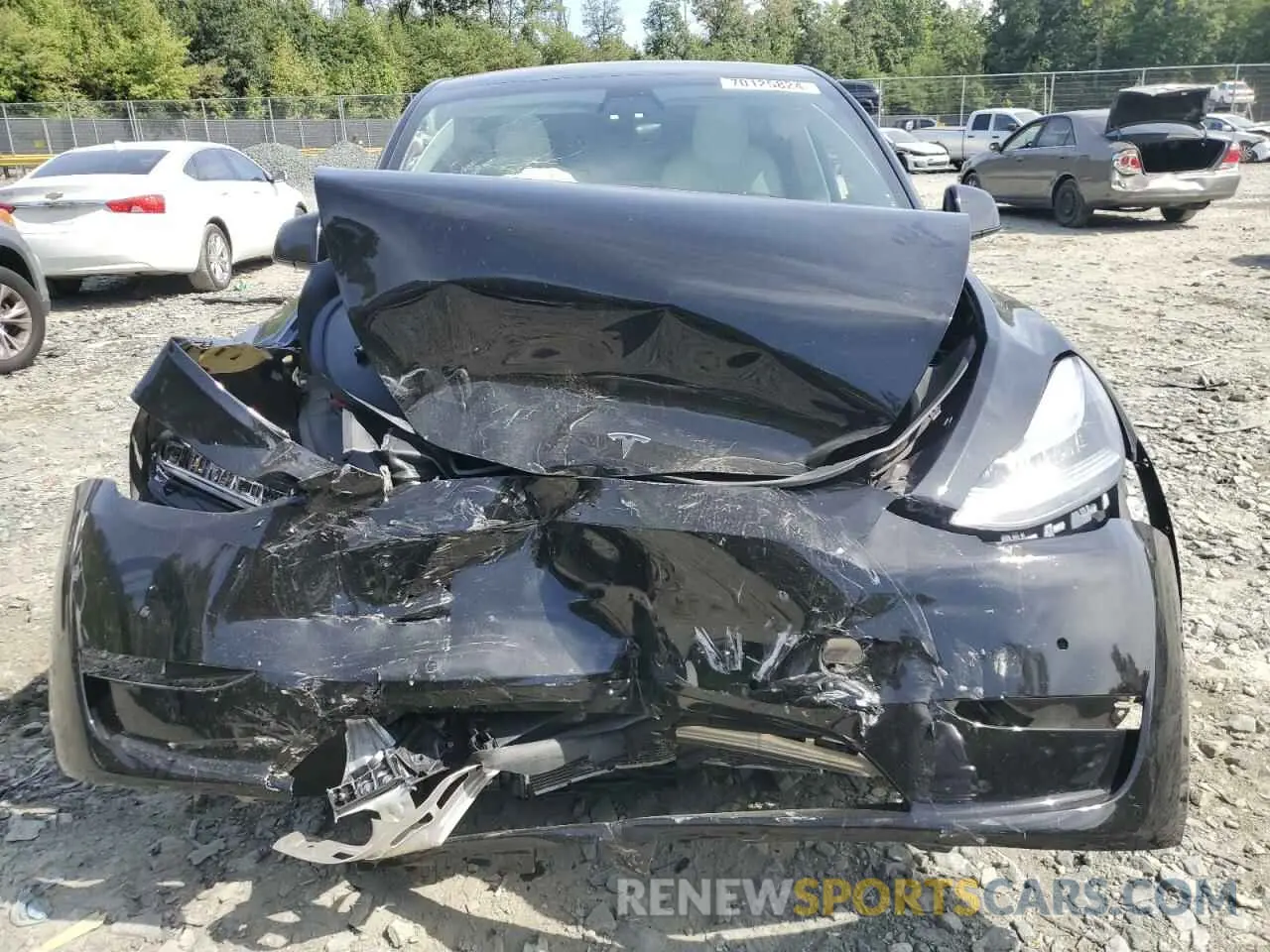5 Photograph of a damaged car 5YJYGDEE6LF043550 TESLA MODEL Y 2020