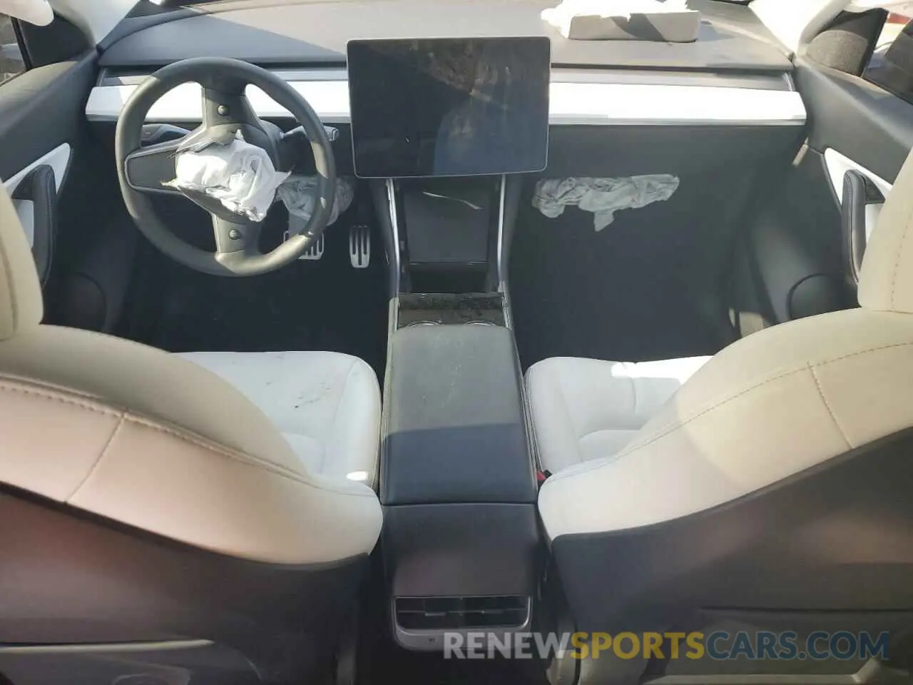 8 Photograph of a damaged car 5YJYGDEE6LF043550 TESLA MODEL Y 2020