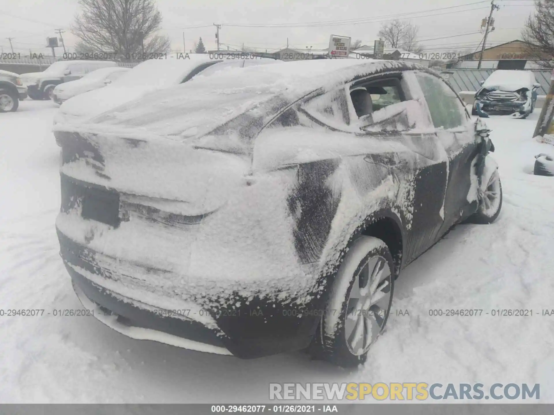 4 Photograph of a damaged car 5YJYGDEE6LF044164 TESLA MODEL Y 2020