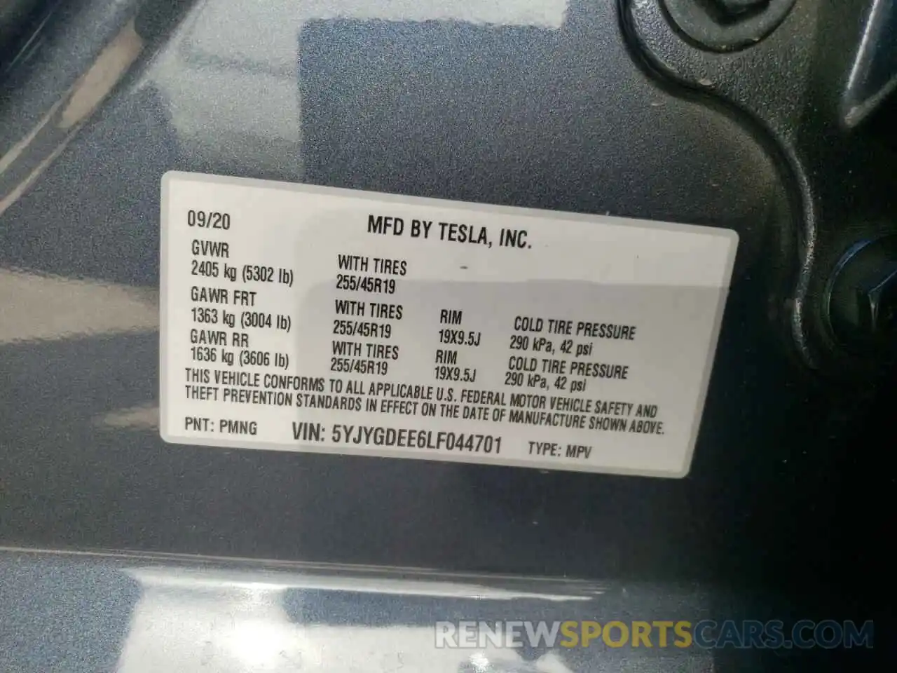 10 Photograph of a damaged car 5YJYGDEE6LF044701 TESLA MODEL Y 2020